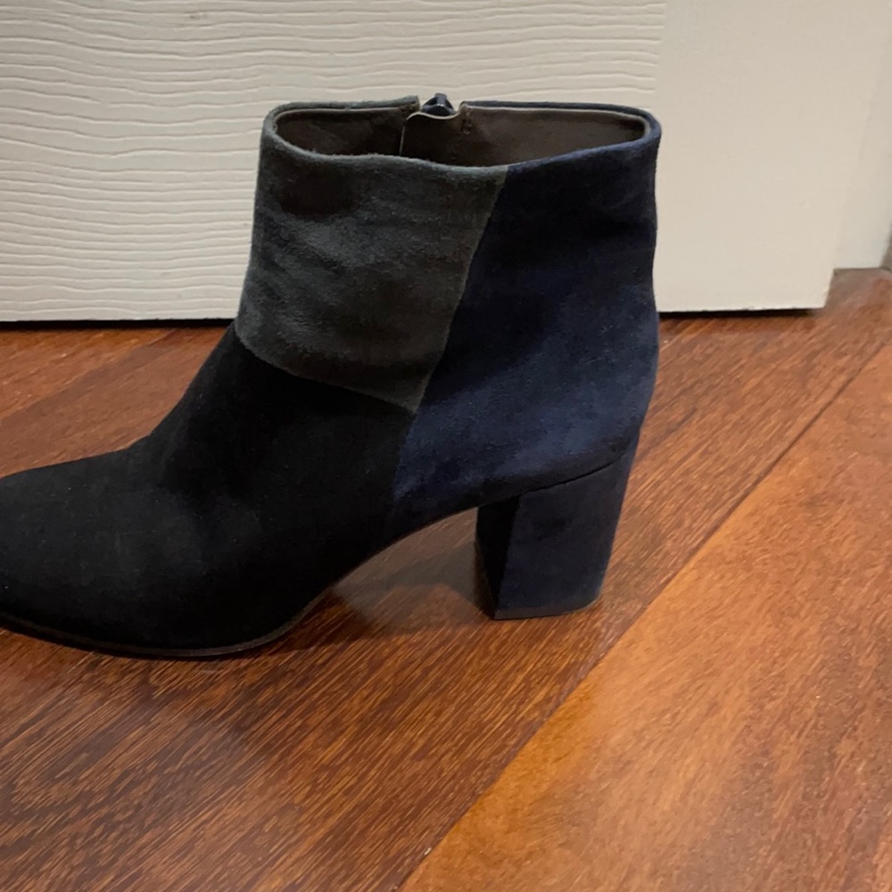 Ankle booties black, navy, grey suede booties in good condition